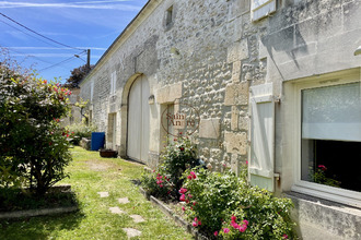  maison roullet-st-estephe 16440