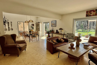 maison roussillon 84220