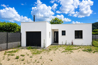  maison ruoms 07120
