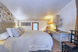  maison rustrel 84400