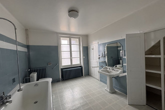  maison ruynes-en-margeride 15320