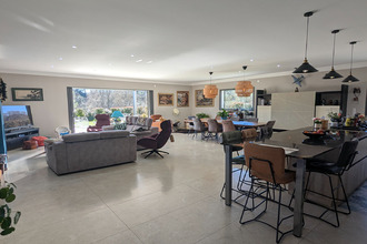  maison salernes 83690