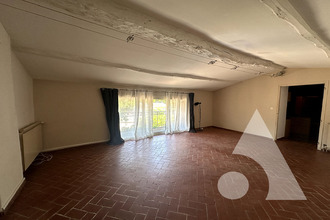  maison salernes 83690