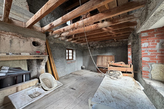  maison salledes 63270