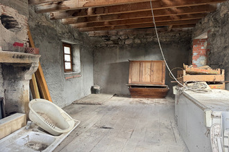  maison salledes 63270