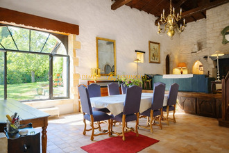  maison salles-lavalette 16190