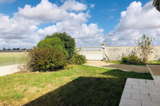  maison salles-sur-mer 17220