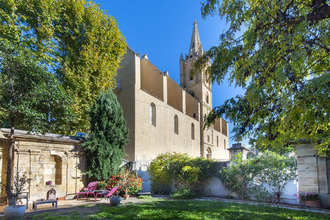  maison salon-de-provence 13300