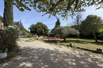  maison sarrians 84260