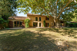  maison sarrians 84260