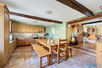  maison savigneux 01480