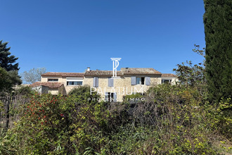  maison senas 13560