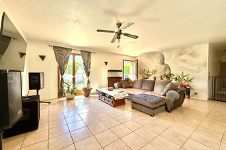  maison senas 13560