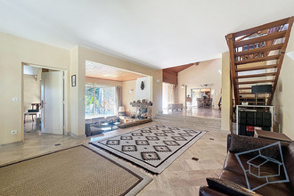  maison senlisse 78720