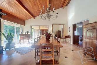  maison senlisse 78720