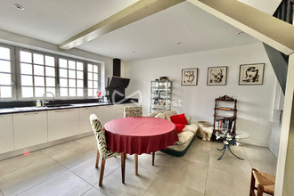  maison senlisse 78720