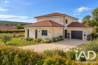  maison sillans 38590
