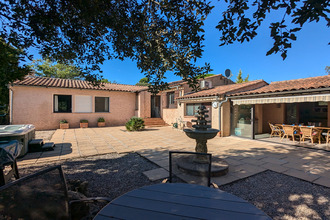  maison sillans-la-cascade 83690