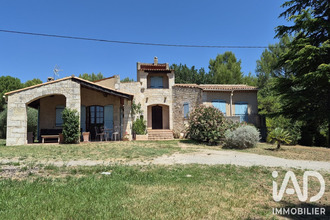  maison sillans-la-cascade 83690