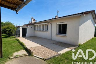  maison smarves 86240