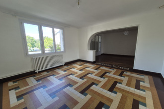  maison solesmes 72300