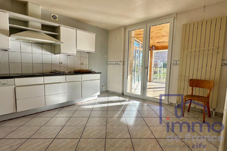  maison st-genest-lerpt 42530