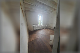  maison st-jean-d-angely 17400