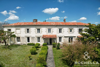  maison st-jean-d-angely 17400