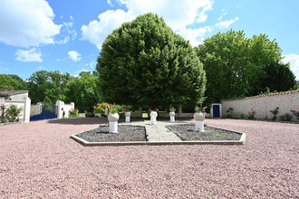  maison st-jean-d-angely 17400