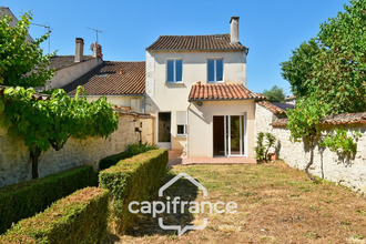  maison st-jean-d-angely 17400