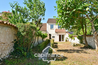  maison st-jean-d-angely 17400