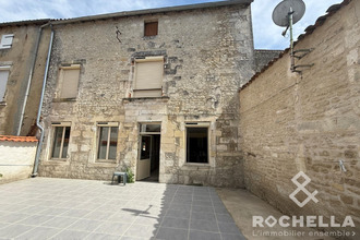  maison st-jean-d-angely 17400