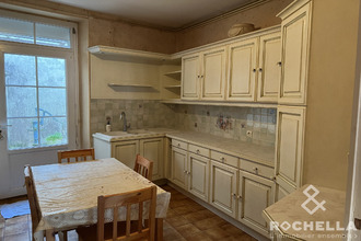  maison st-jean-d-angely 17400