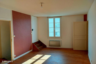  maison st-jean-d-angely 17400