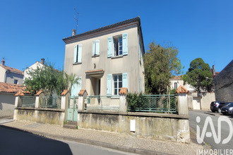  maison st-jean-d-angely 17400