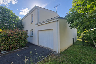  maison st-jean-d-angely 17400