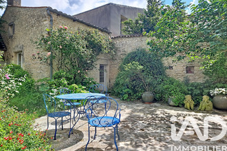 maison st-jean-d-angely 17400