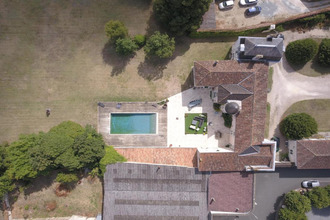  maison st-julien-de-l-escap 17400