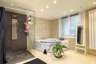  maison st-julien-du-gua 07190