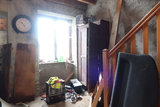  maison st-julien-la-vetre 42440