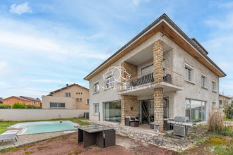  maison st-laurent-de-mure 69720