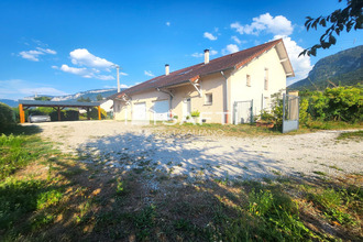  maison st-laurent-du-pont 38380