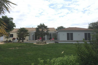  maison st-michel-en-l-herm 85580