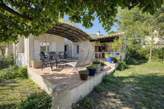  maison st-mitre-les-remparts 13920