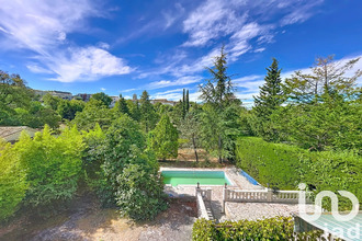  maison st-paul-en-foret 83440