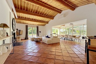 maison st-paul-en-foret 83440