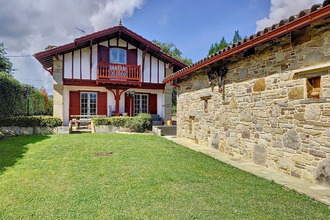  maison st-pee-sur-nivelle 64310