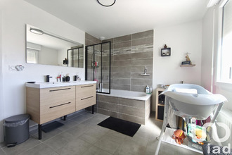  maison st-philbert-de-bouaine 85660