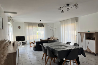  maison st-pierre-des-landes 53500