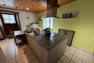  maison st-pierre-des-nids 53370